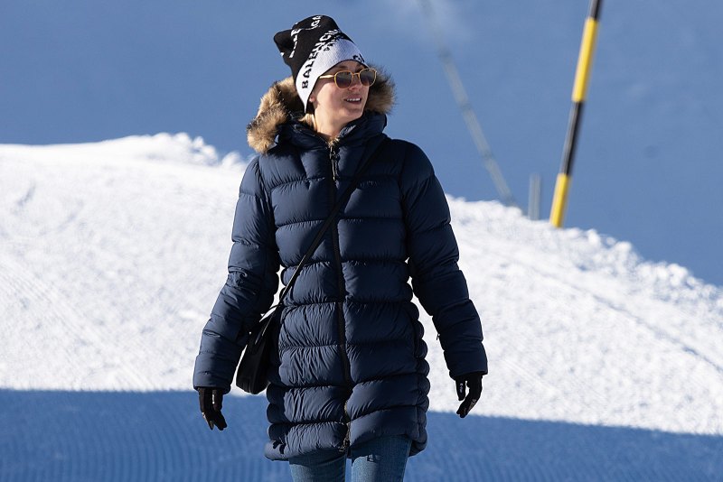 Kaley Cuoco's Looks Like A Total Snow Bunny In Honeymoon Pics With Karl Cook