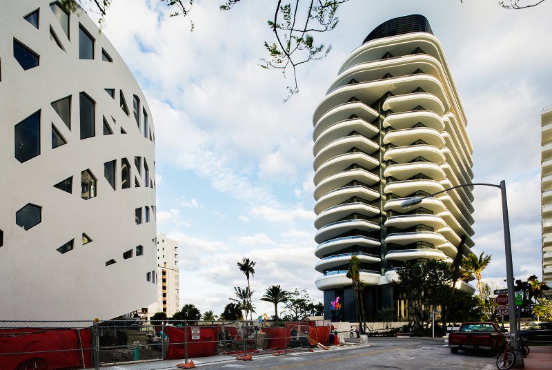 Kim Kardashian Kanye West Buy Million Dollar Condo