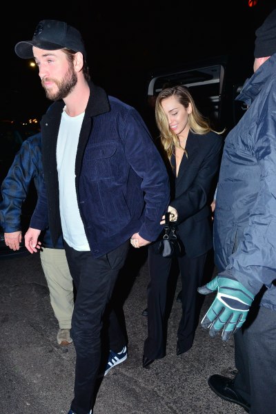 Miley Cyrus, Liam Hemsworth, Holding Hands, NYC