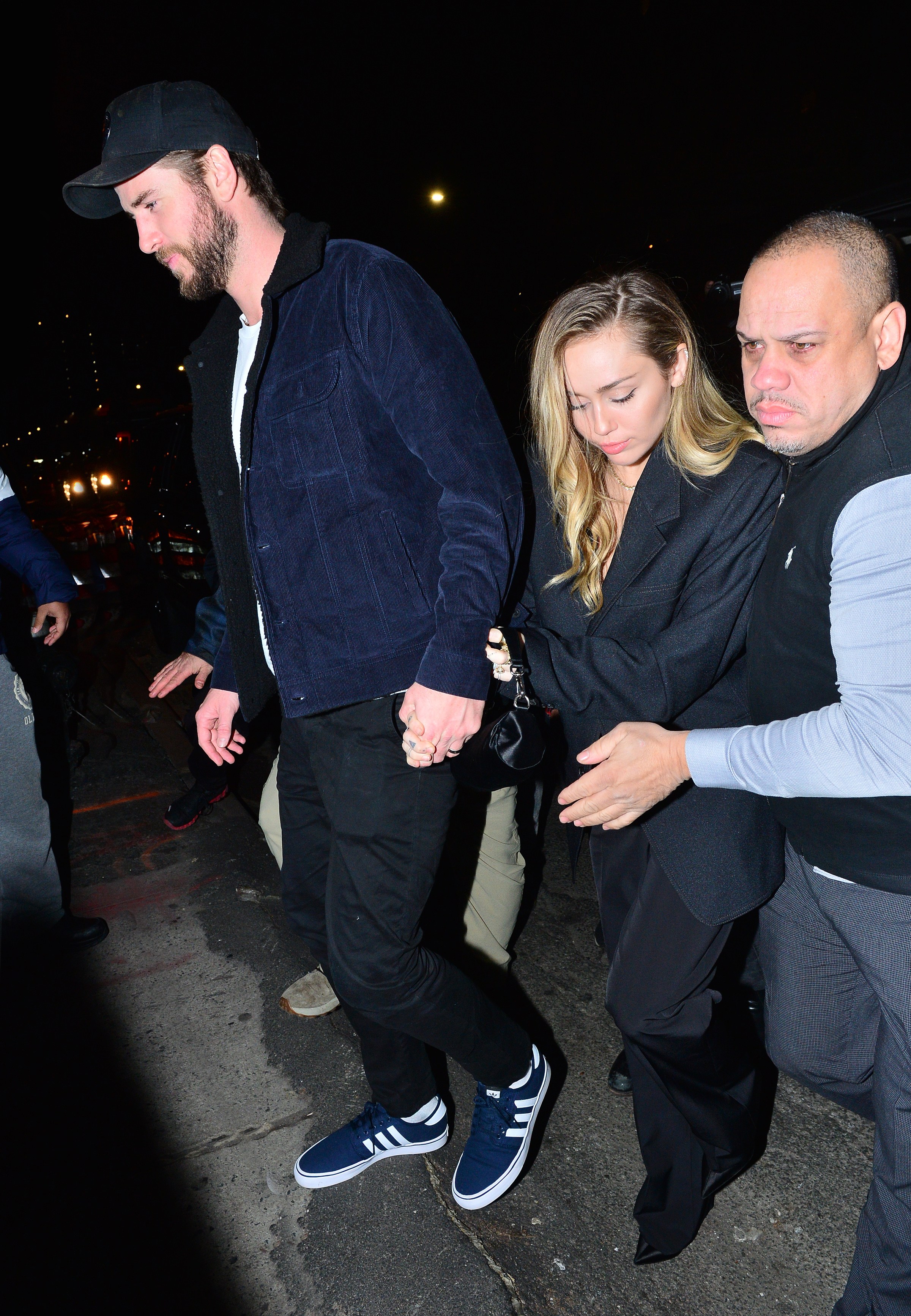 Miley Cyrus, Liam Hemsworth, Holding Hands, NYC
