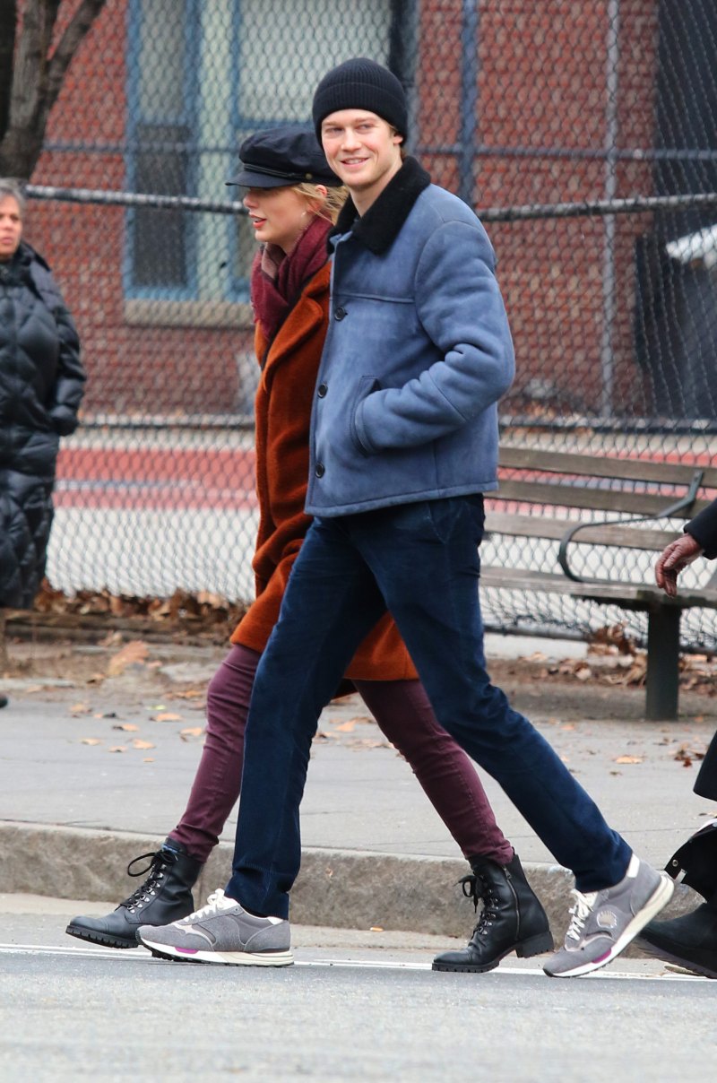 Taylor Swift, Joe Alwyn, Walking, NYC