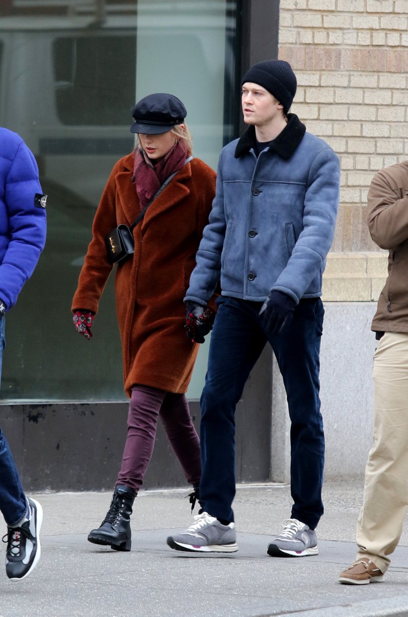 Taylor Swift, Joe Alwyn, Walking, NYC