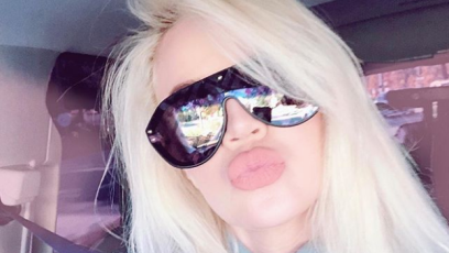 Khloé Kardashian, Instagram Selfie, Kissy Face, Sunglasses