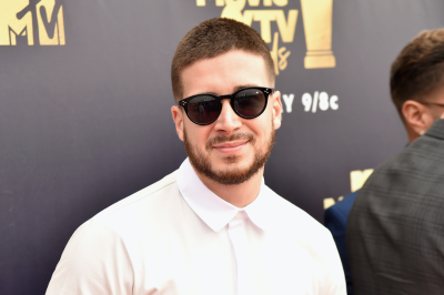 Vinny Guadagnino, Sunglasses, Posing