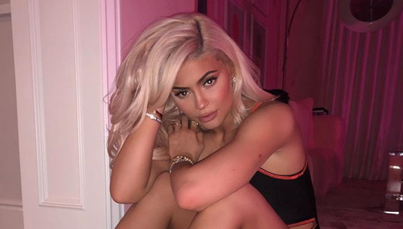 Kylie Jenner, Blonde Hair, Posing