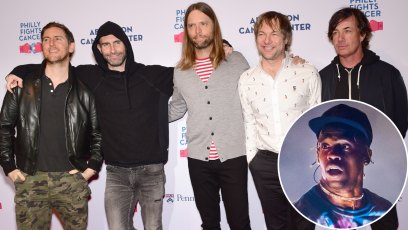 Travis Scott Perform At The Super Bowl Maroon 5