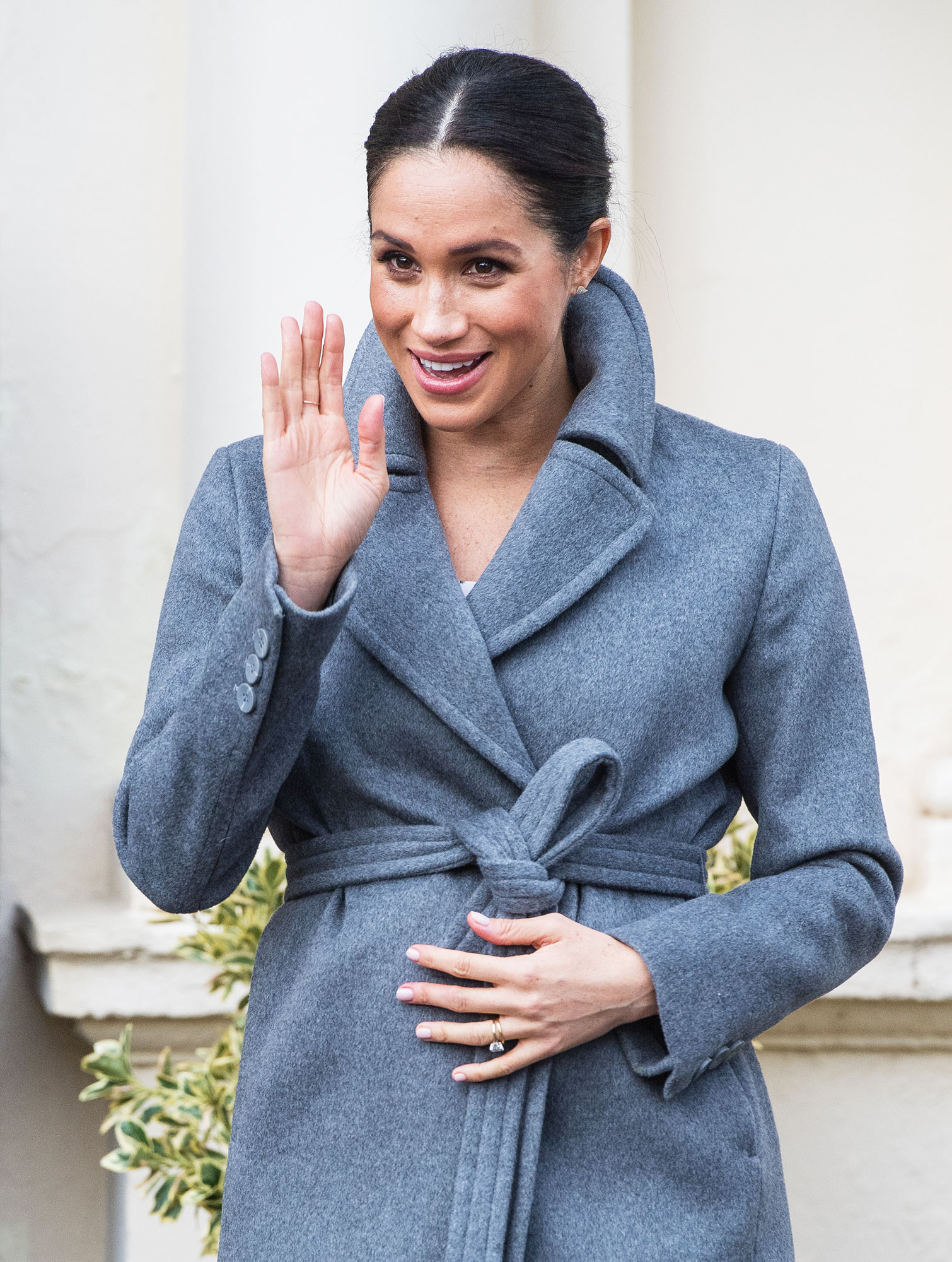 Meghan Markle Sparkles In Super Festive Outfit