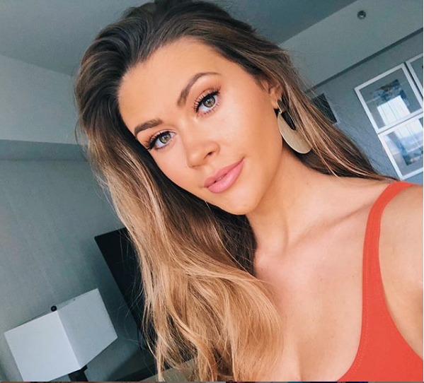 Caelynn from the Bachelor