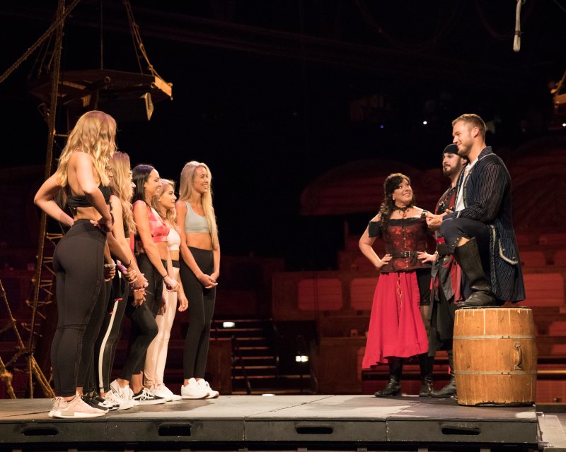 COURTNEY,, KIRPA, TRACY, DEMI, HEATHER, COLTON UNDERWOOD episode 3 the bachelor