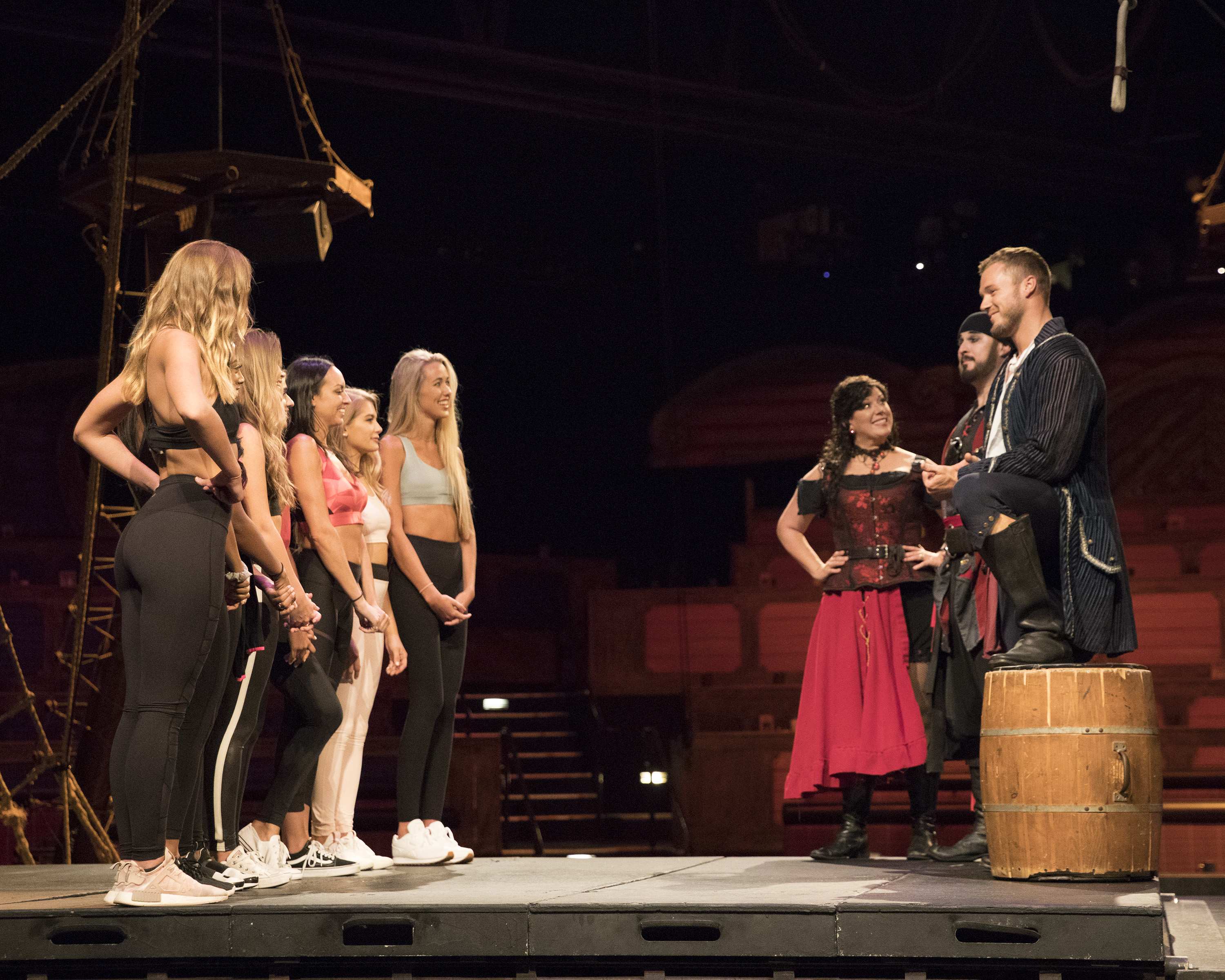 COURTNEY,, KIRPA, TRACY, DEMI, HEATHER, COLTON UNDERWOOD episode 3 the bachelor