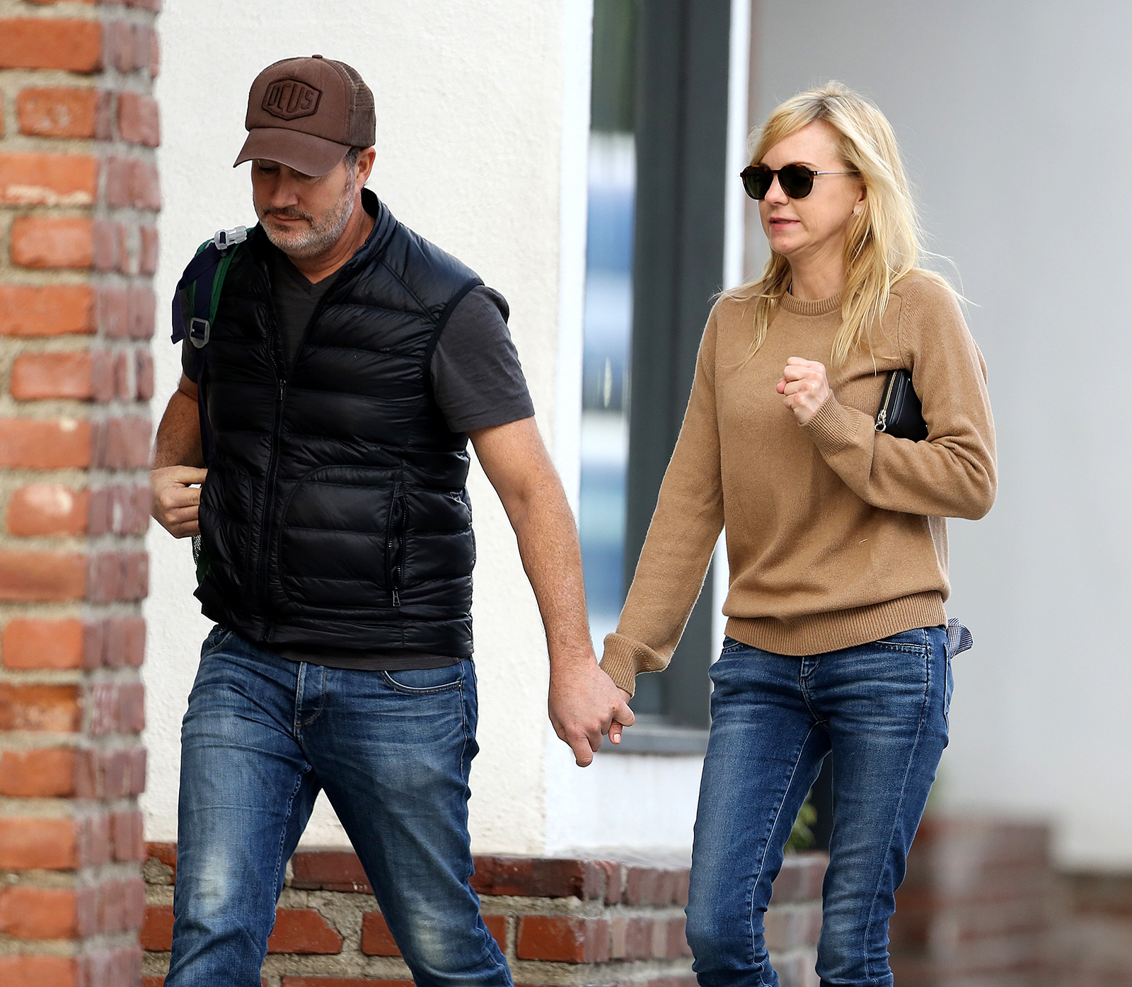 Anna Faris and boyfriend go for walk in LA