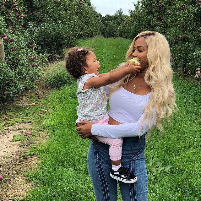 Cheyenne And Ryder At Apple Orchard