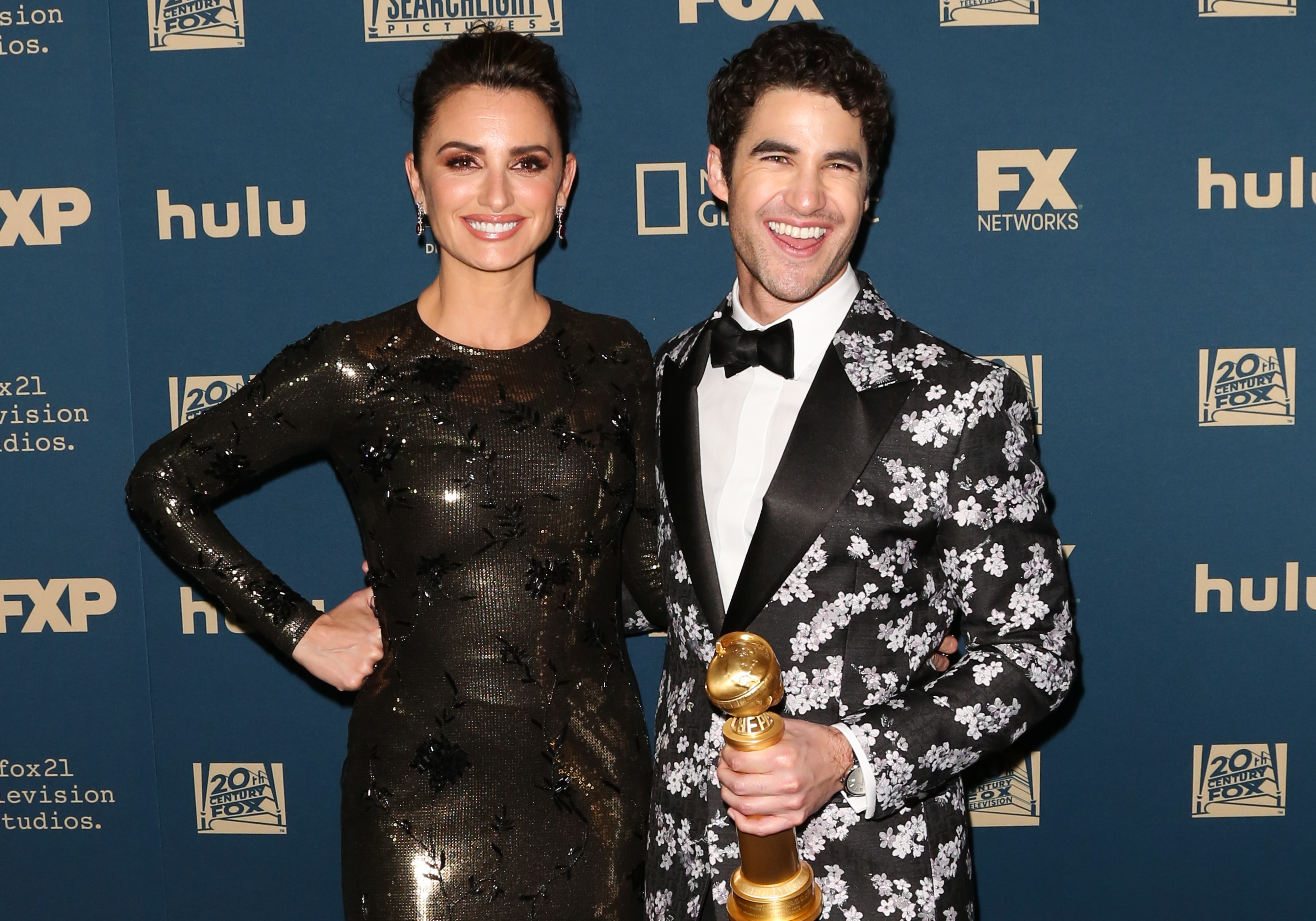 Penélope Cruz and Darren Criss