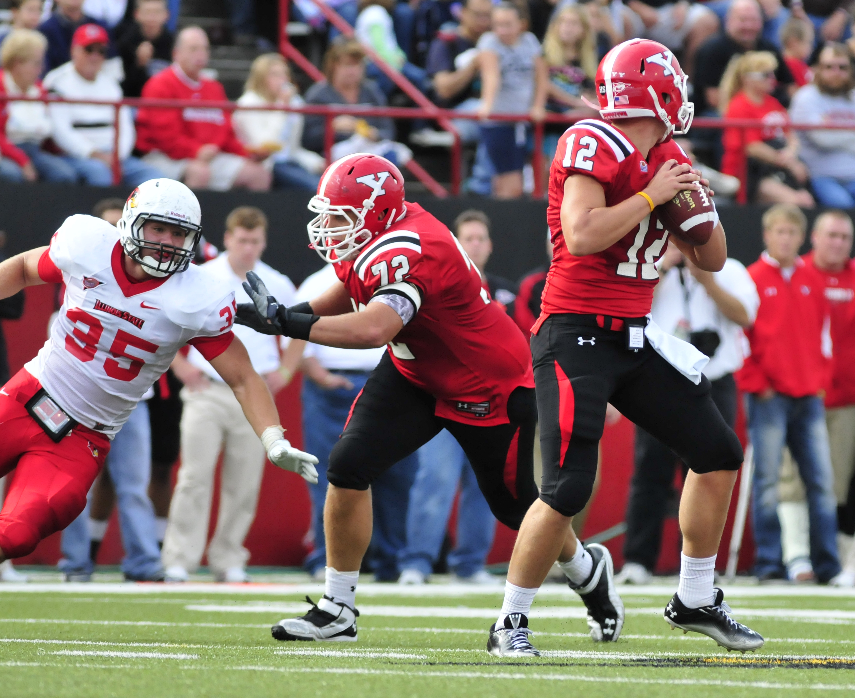 Colton Underwood Illinois University football