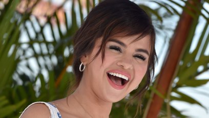 Selena Gomez throws her friend Courtney Barry a bridal shower photos