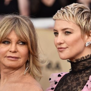 Goldie Hawn and Kate Hudson