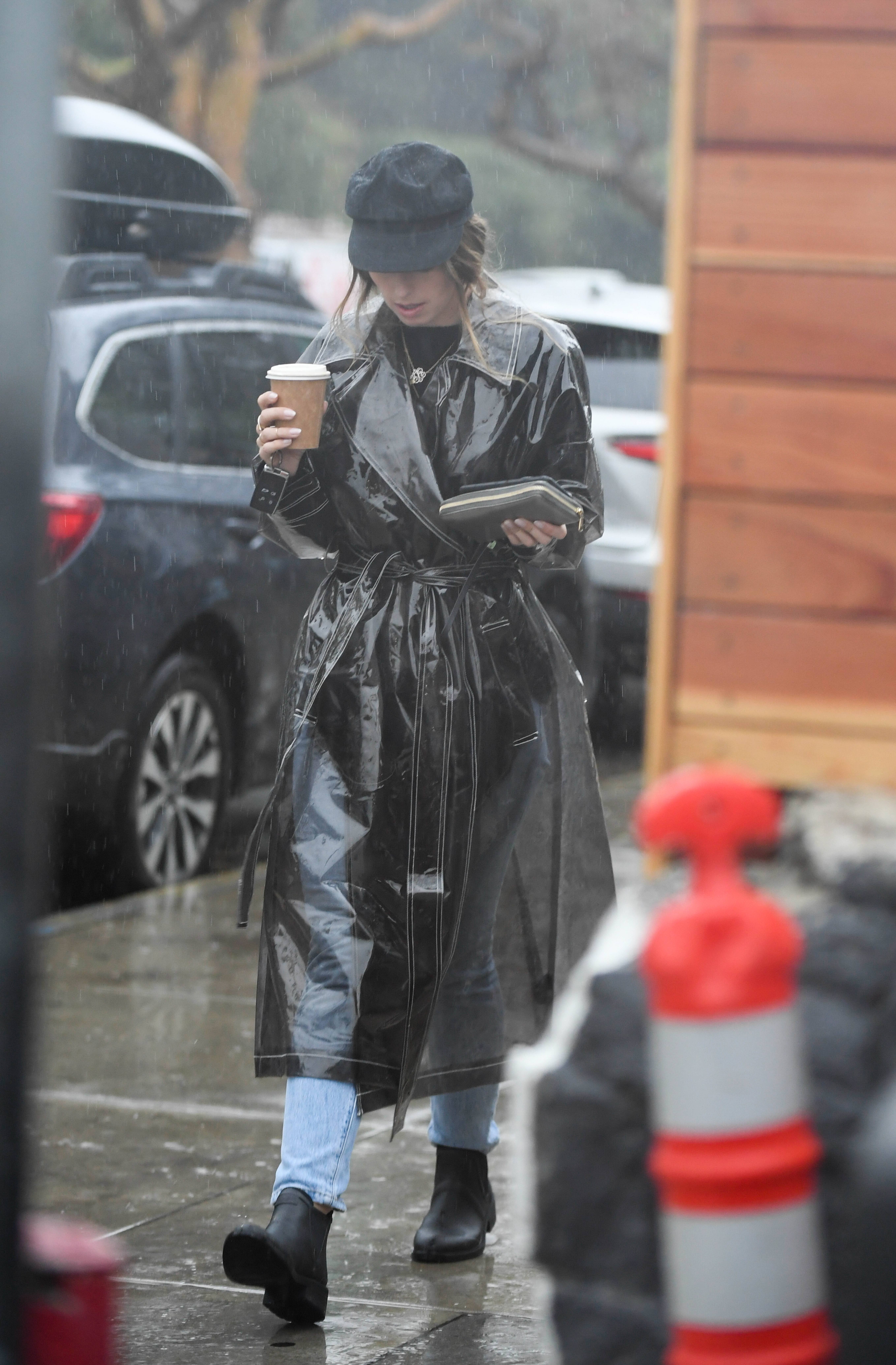 Katherine Schwarzenegger shows of her engagement ring while out to breakfast with sister Christina.