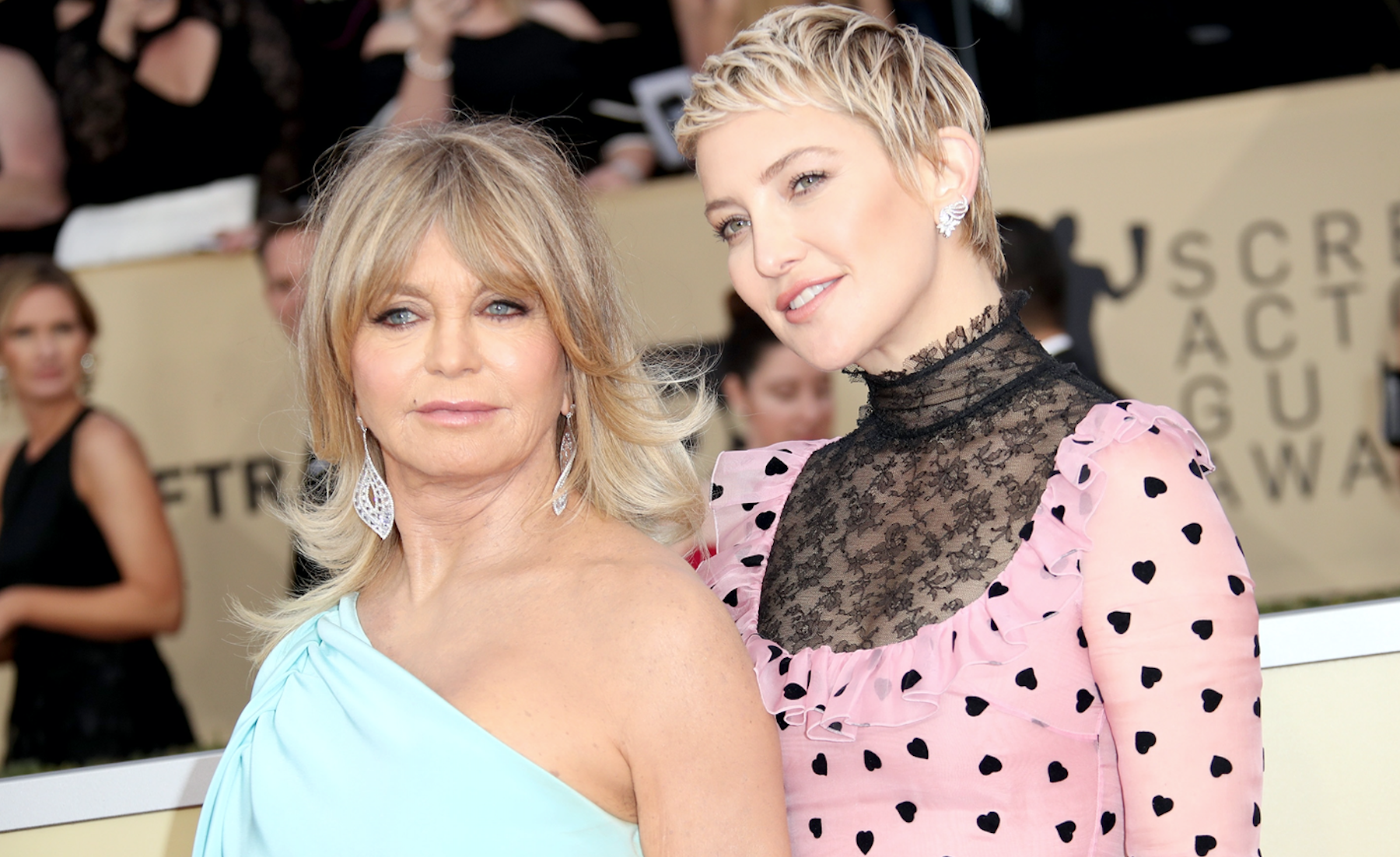 Beregn Distribuere Passiv Goldie Hawn Praises Kate Hudson in Sweet Instagram Comment