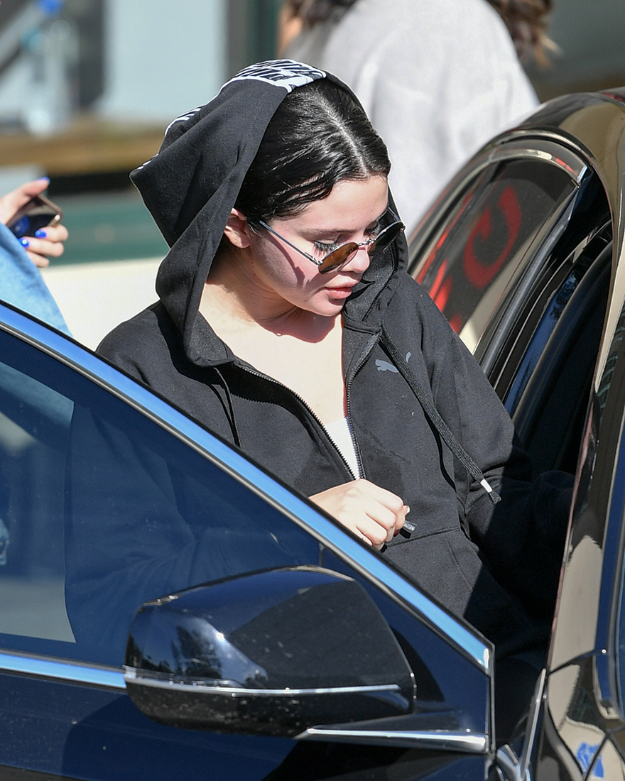 Selena Gomez Flushed Leaving Intense Hot Pilates Workout