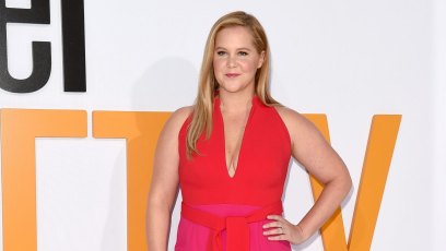 amy schumer trainwreck 2 pregnancy critics choice awards