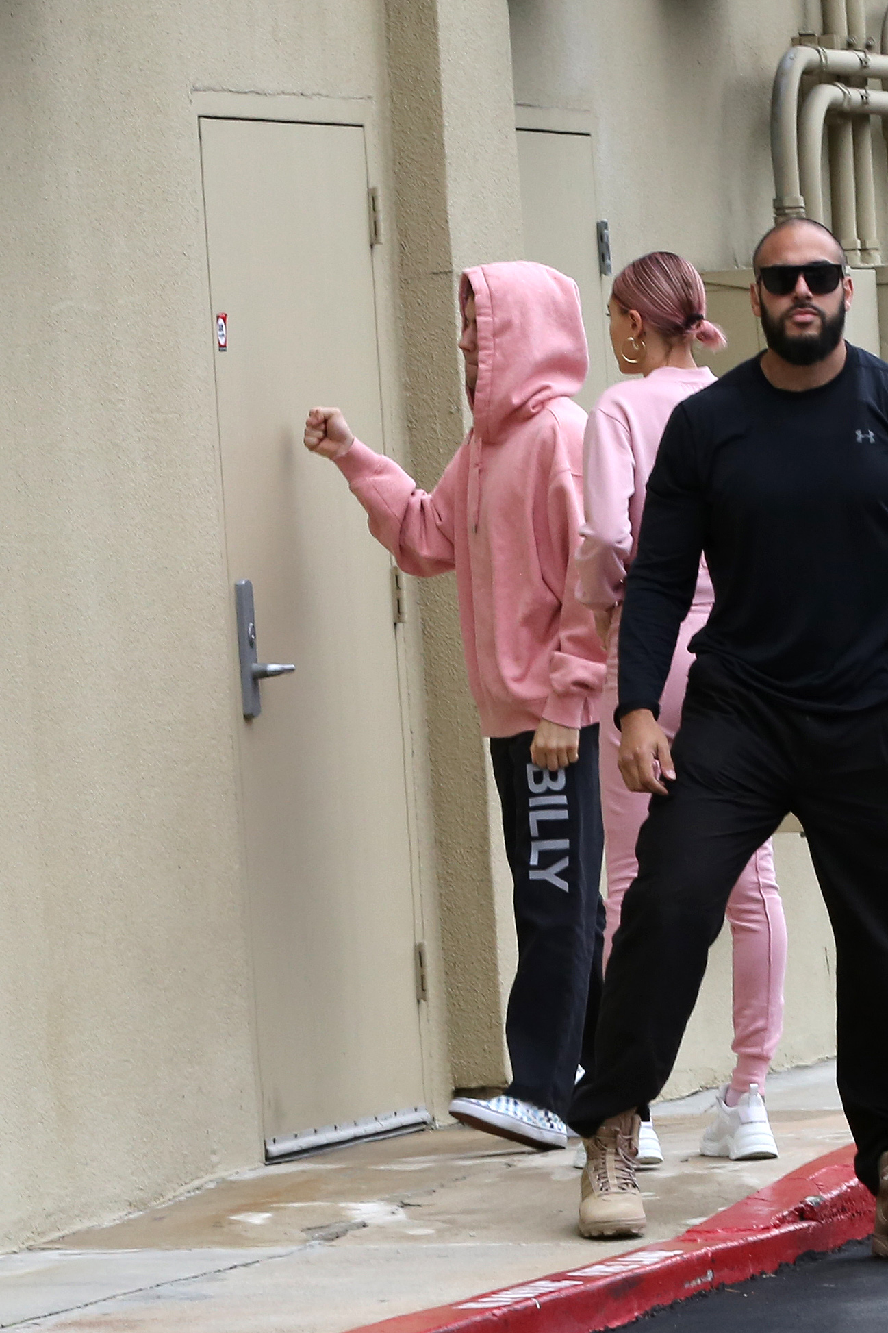 justin bieber hailey baldwin matching pink outfits newlyweds