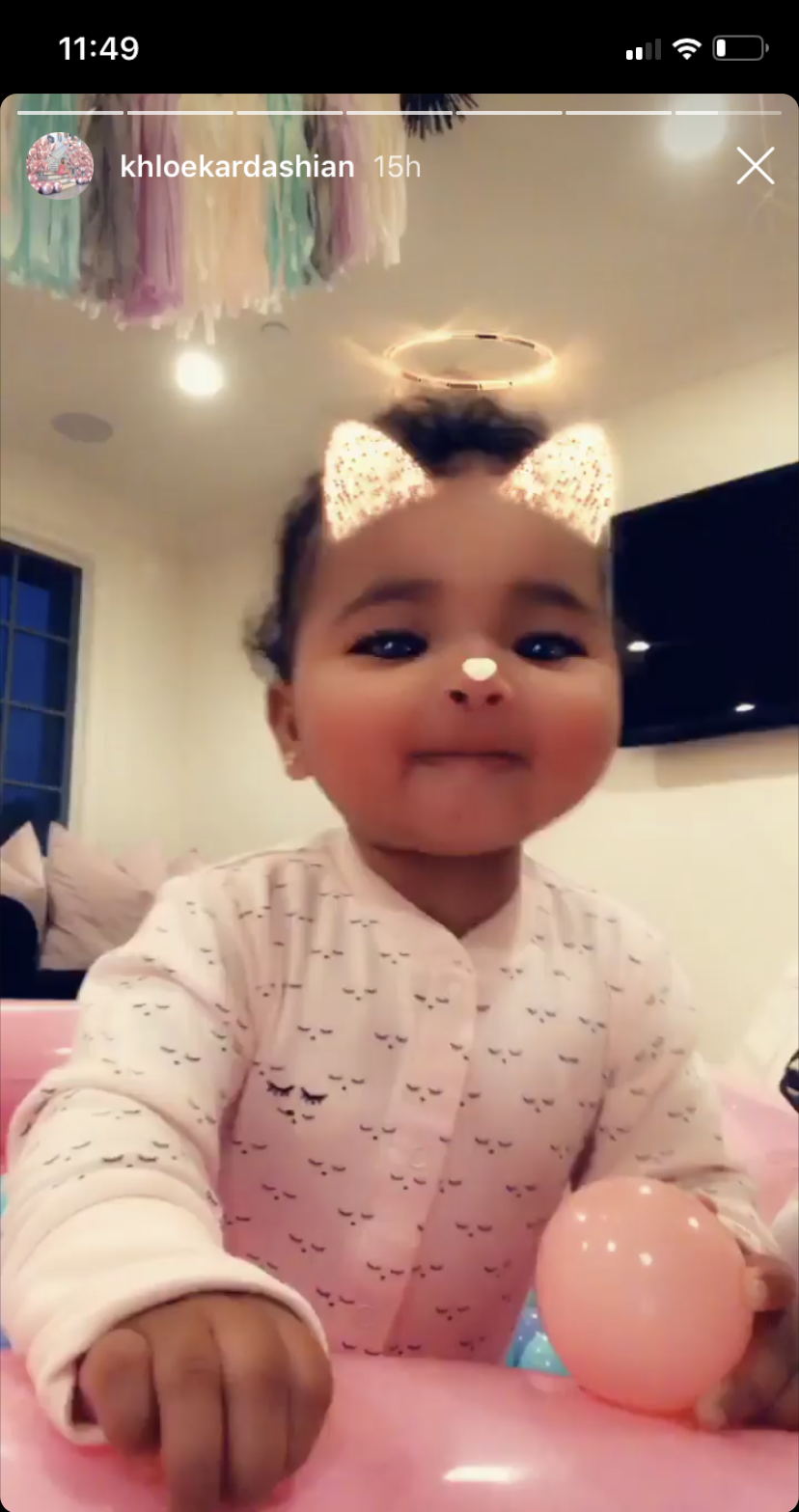khloe-kardashian-true-thompson-ball-pit