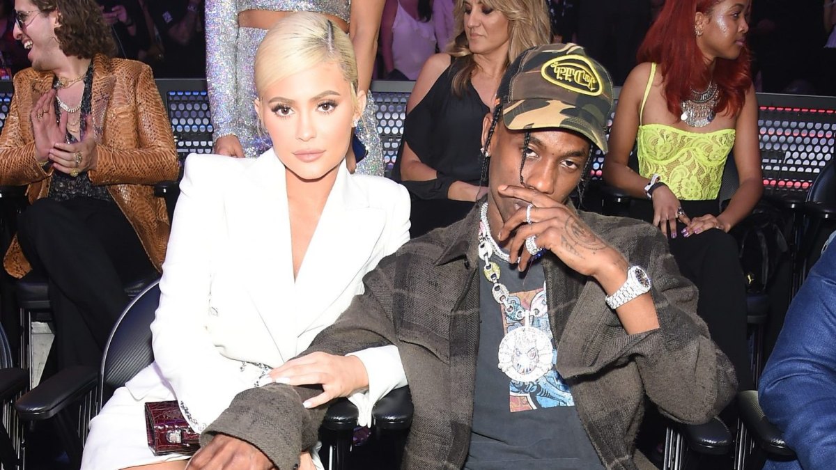 kylie jenner travis scott engaged instagram ring