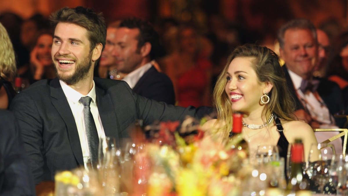 miley-cyrus-liam-hemsworth-married-couple