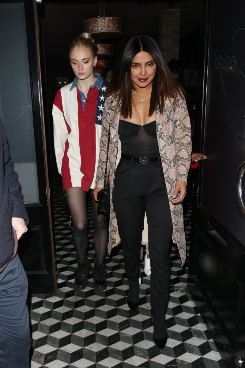 priyanka-chopra-sophie-turner