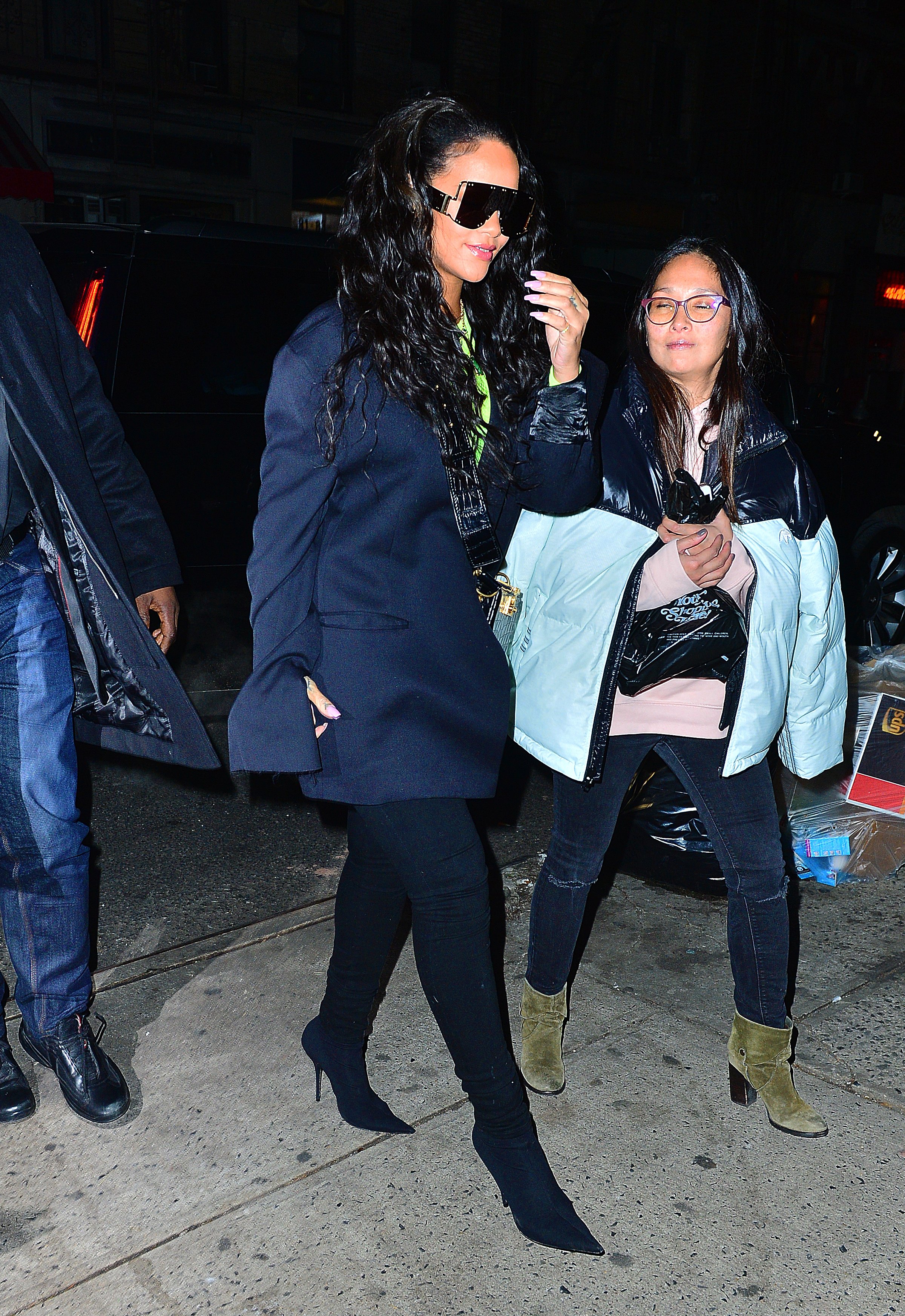 rihanna goes clubbing nyc
