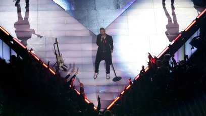 Super bowl LIII halftime show performance travis scott maroon 5