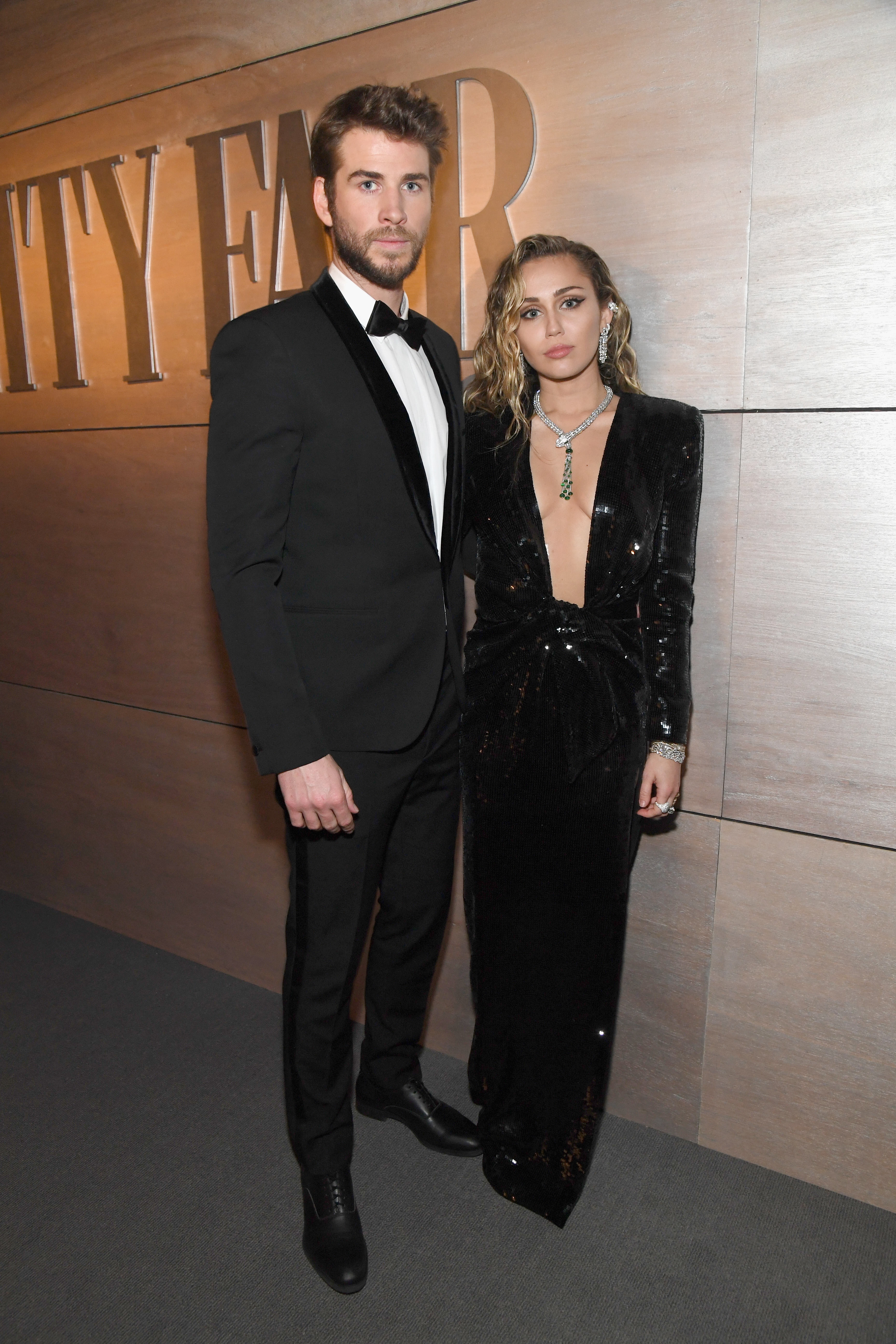 Miley Cyrus Liam Hemsworth 2019 Vanity Fair Oscar Party Hosted By Radhika Jones - Inside