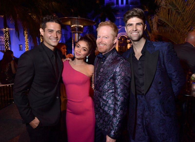 Wells Adams, Sarah Hyland, Jesse Tyler Ferguson, and Justin Mikita 2019 Vanity Fair Oscar Party Hosted By Radhika Jones - Inside