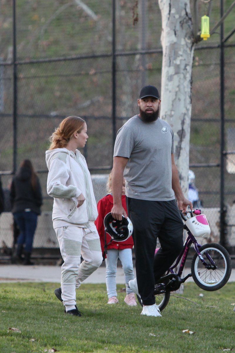 Kendra Wilkinson and Hank Baskett reunite for co-parenting their kids at the park and watch Alijah learn how to ride a bicycle.