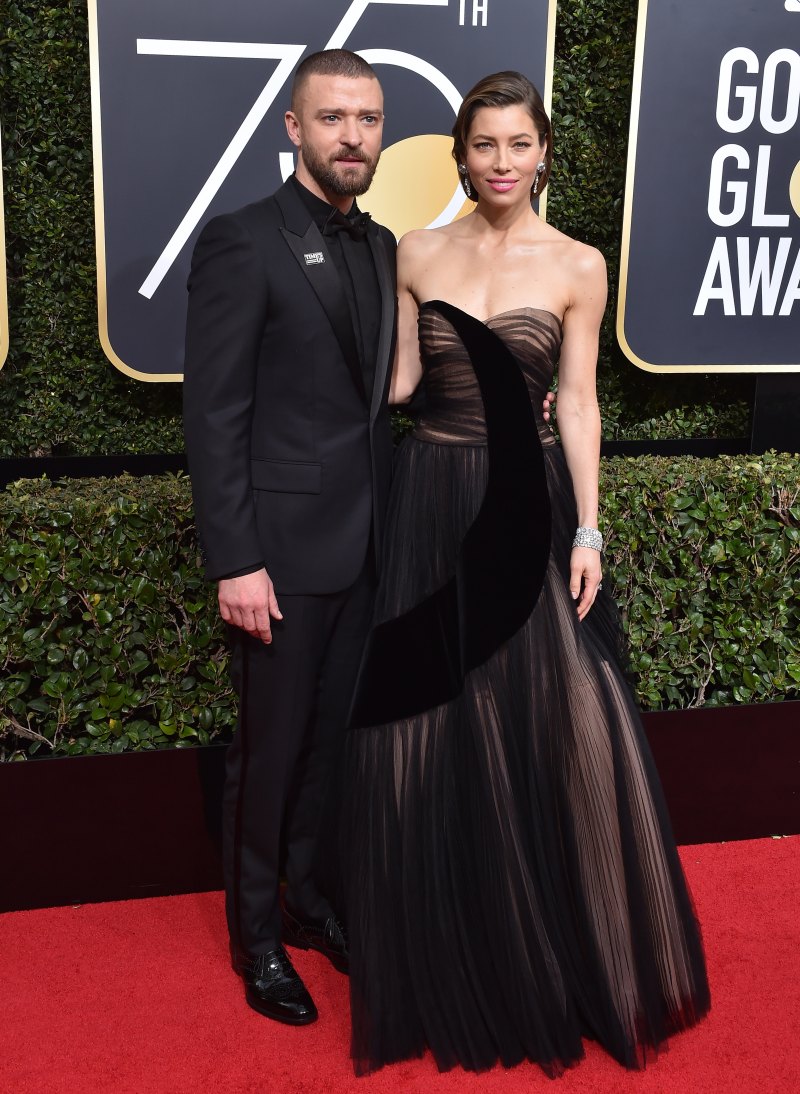 ustin Timberlake posing with wife Jessica Biel