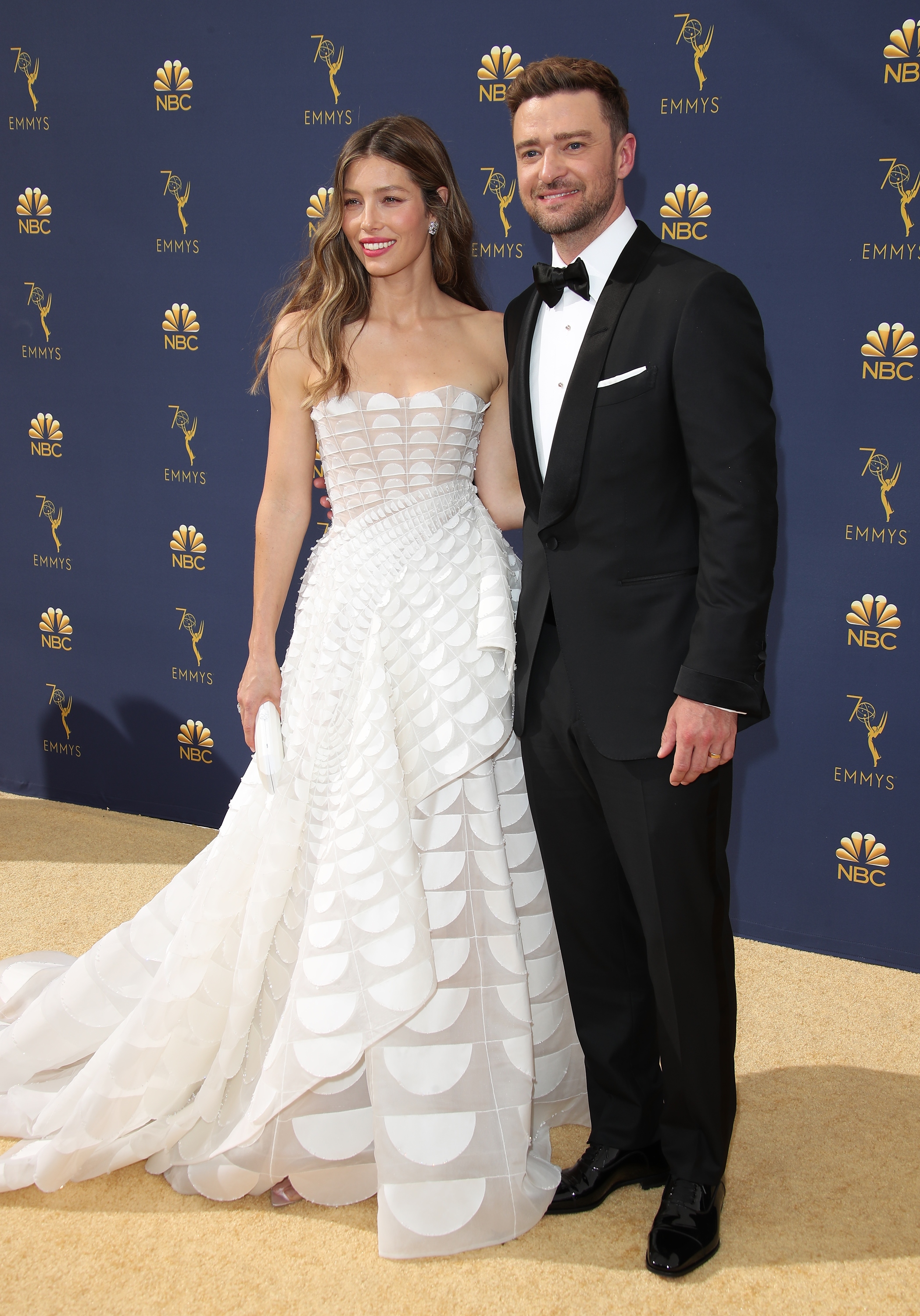 ustin Timberlake posing with wife Jessica Biel