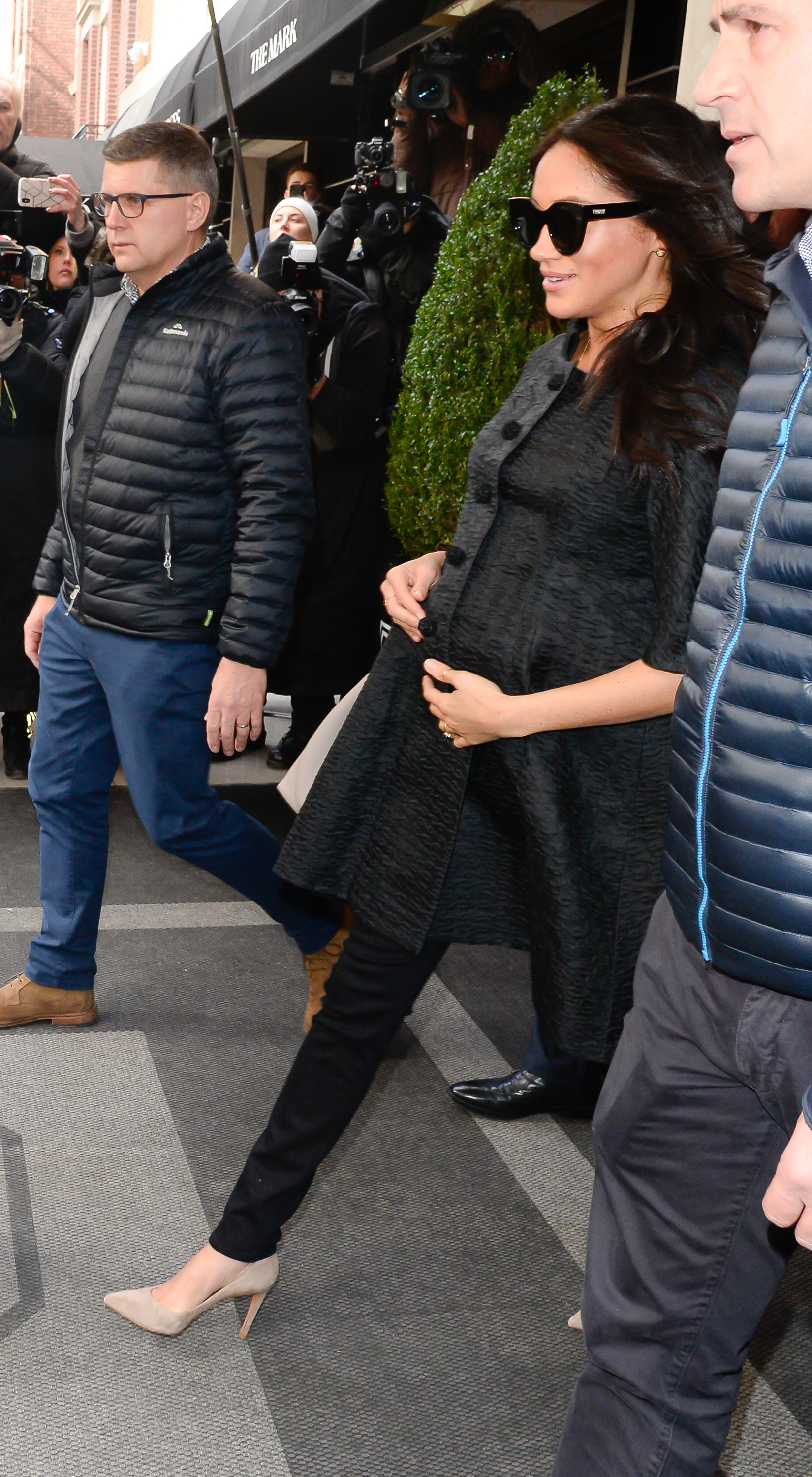 Meghan Markle wearing all black while walking in NYC