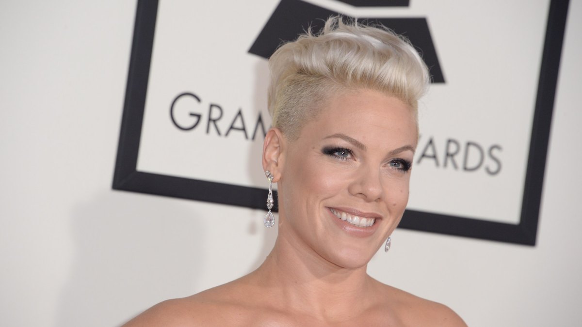 Pink Grammys 2014