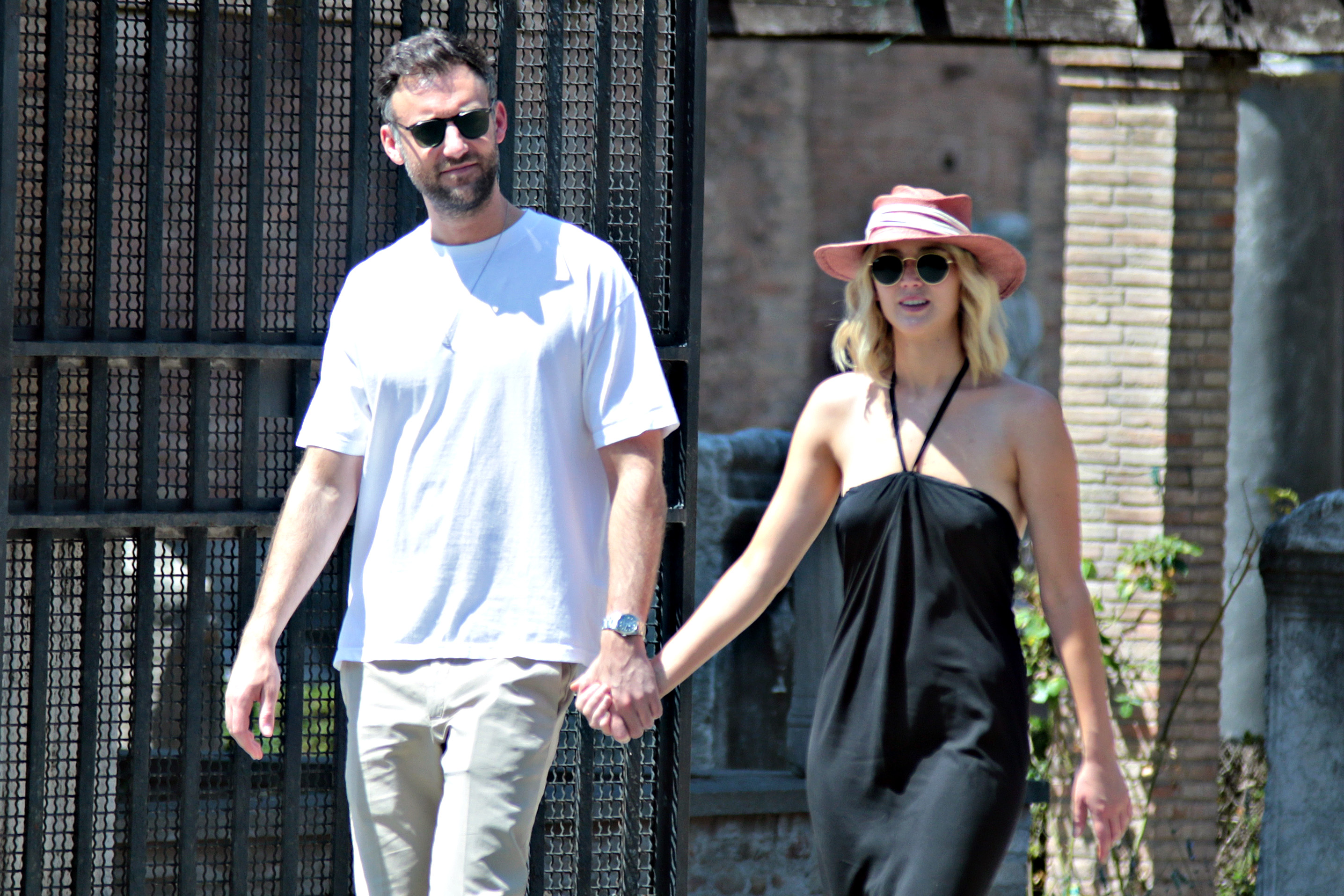 jennifer lawrence cooke maroney engaged