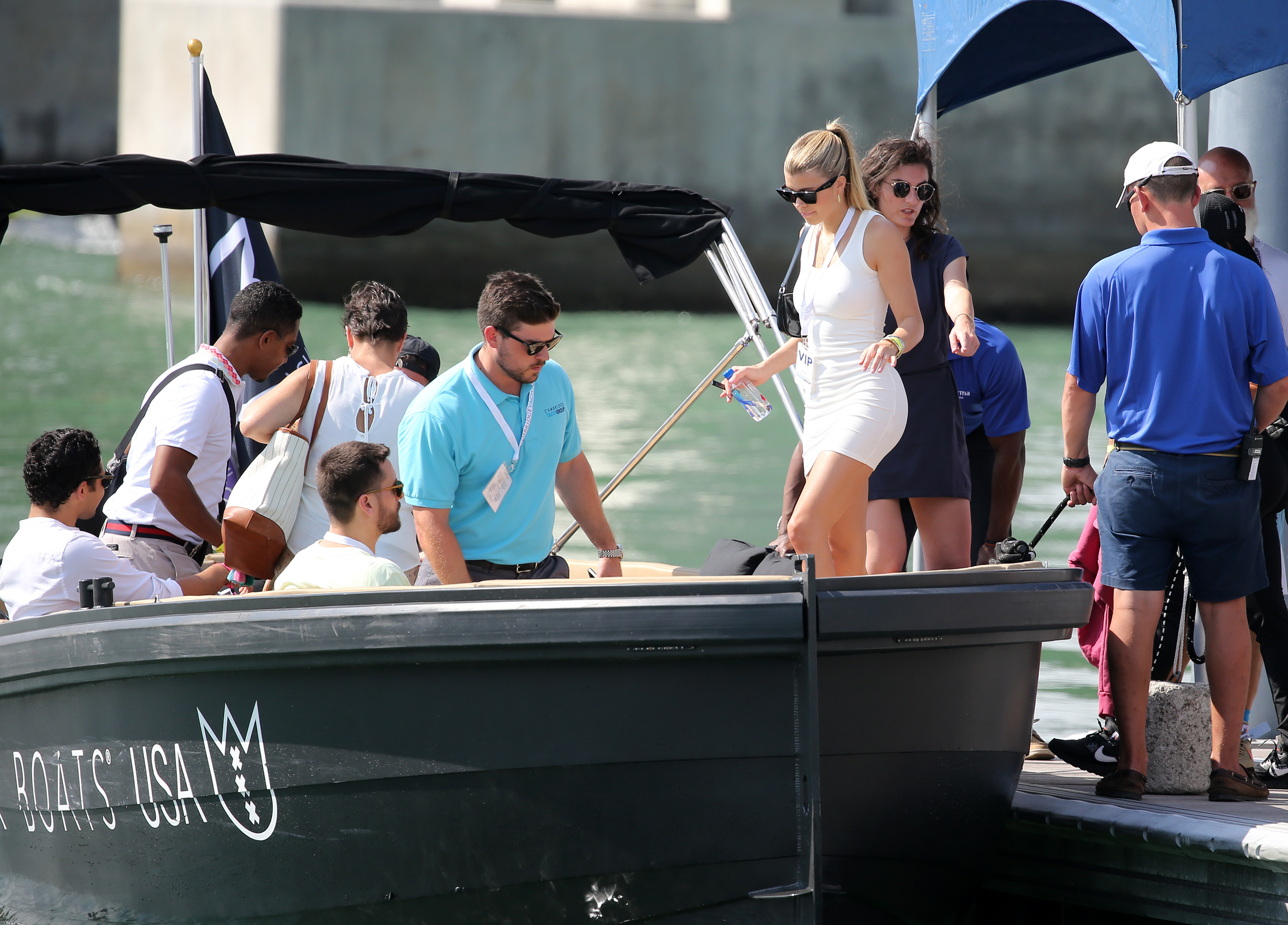 sofia-richie-scott-disick-miami-yacht