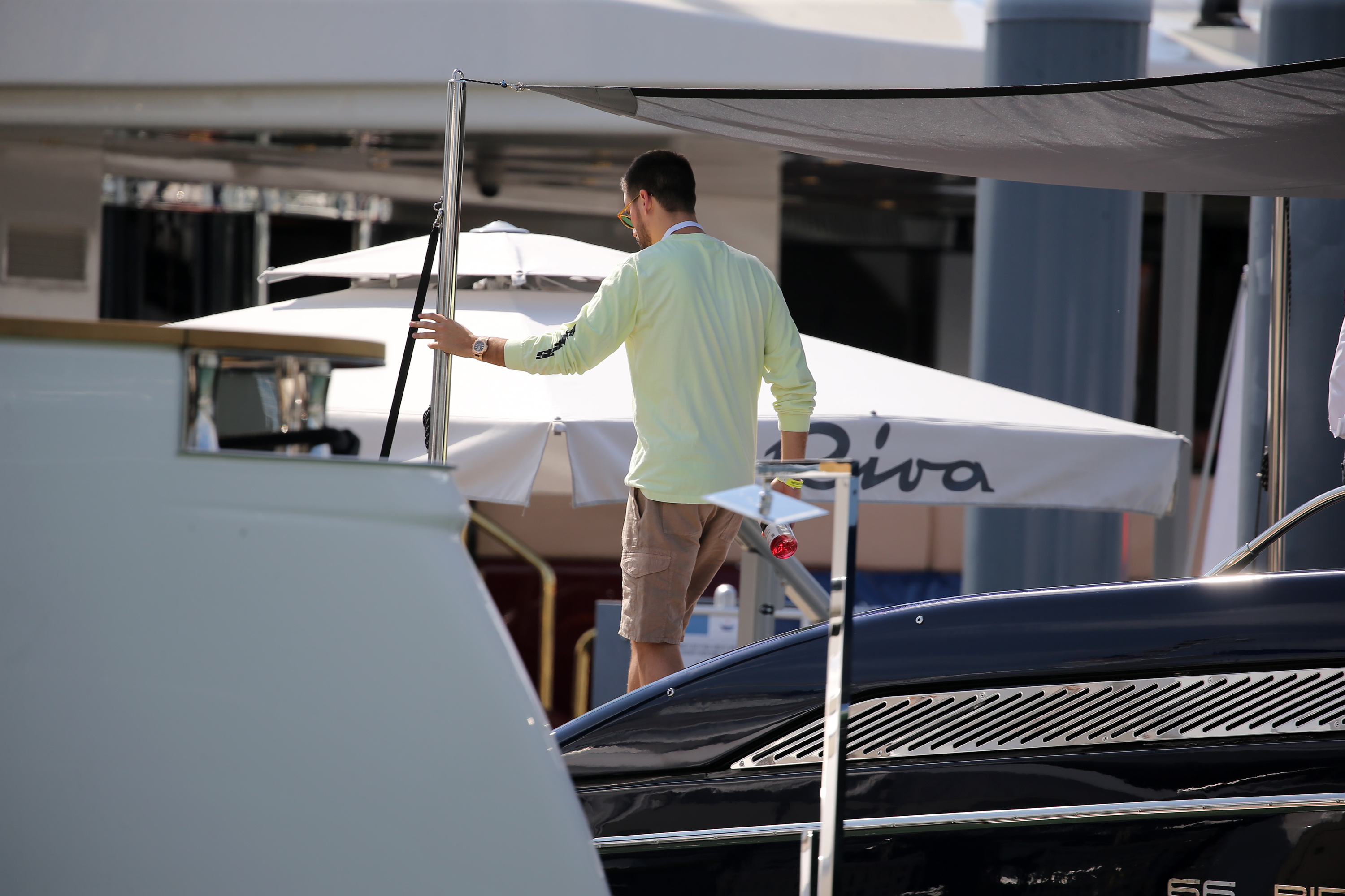 sofia-richie-scott-disick-miami-yacht