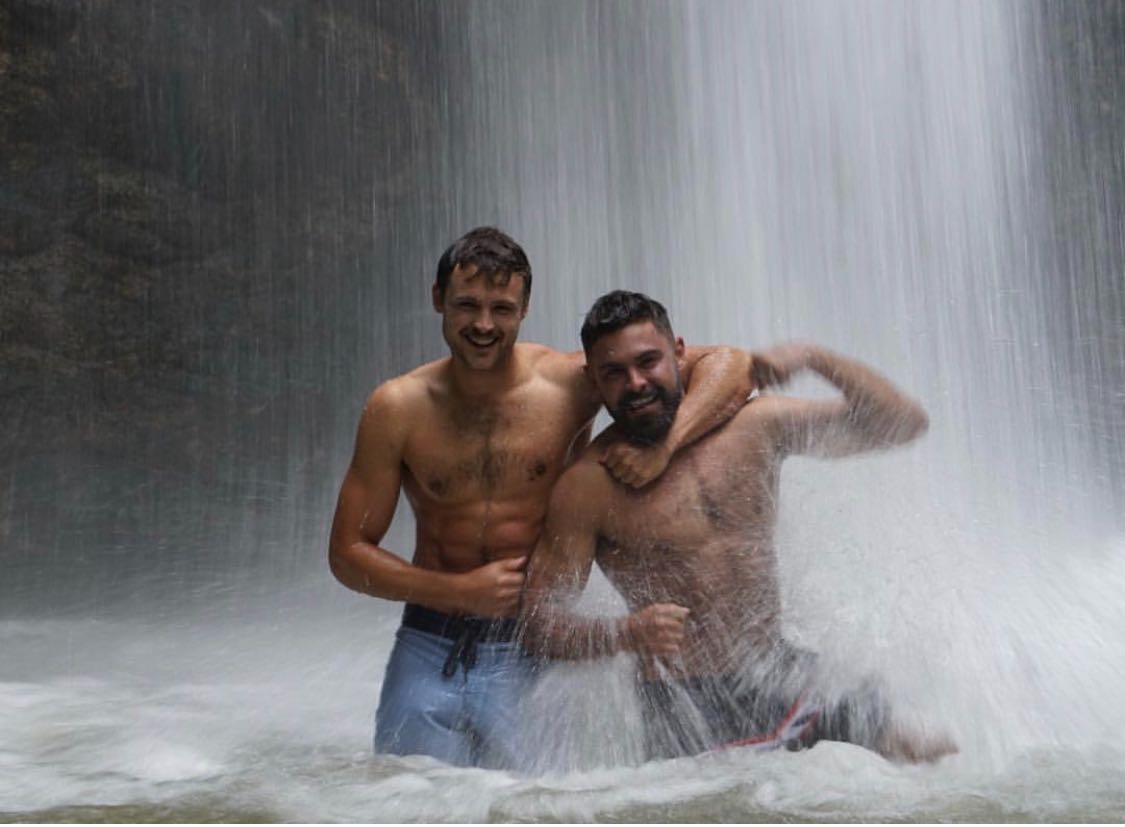 zac and dylan efron