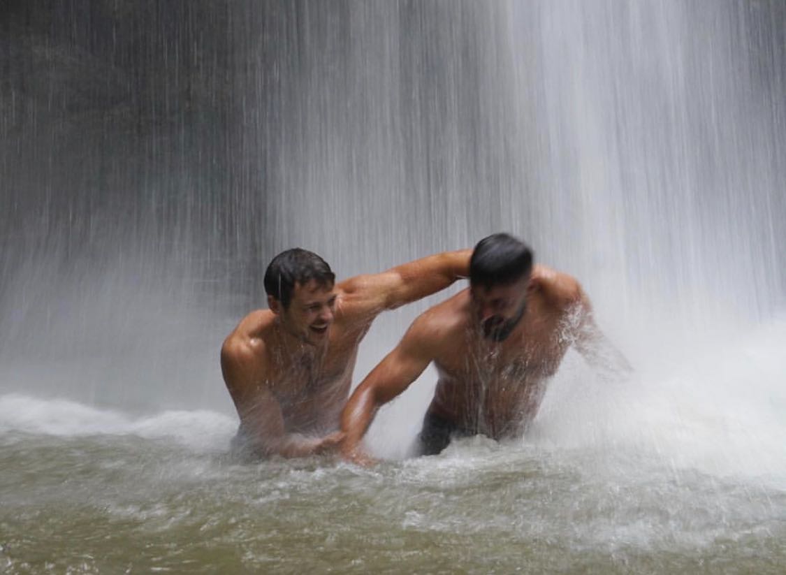 zac and dylan efron