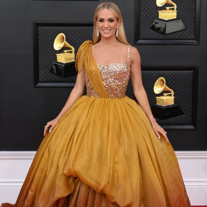 Spunky and Dreamy! Carrie Underwood’s Wardrobe Is as Heavenly as Her Voice: See Photos