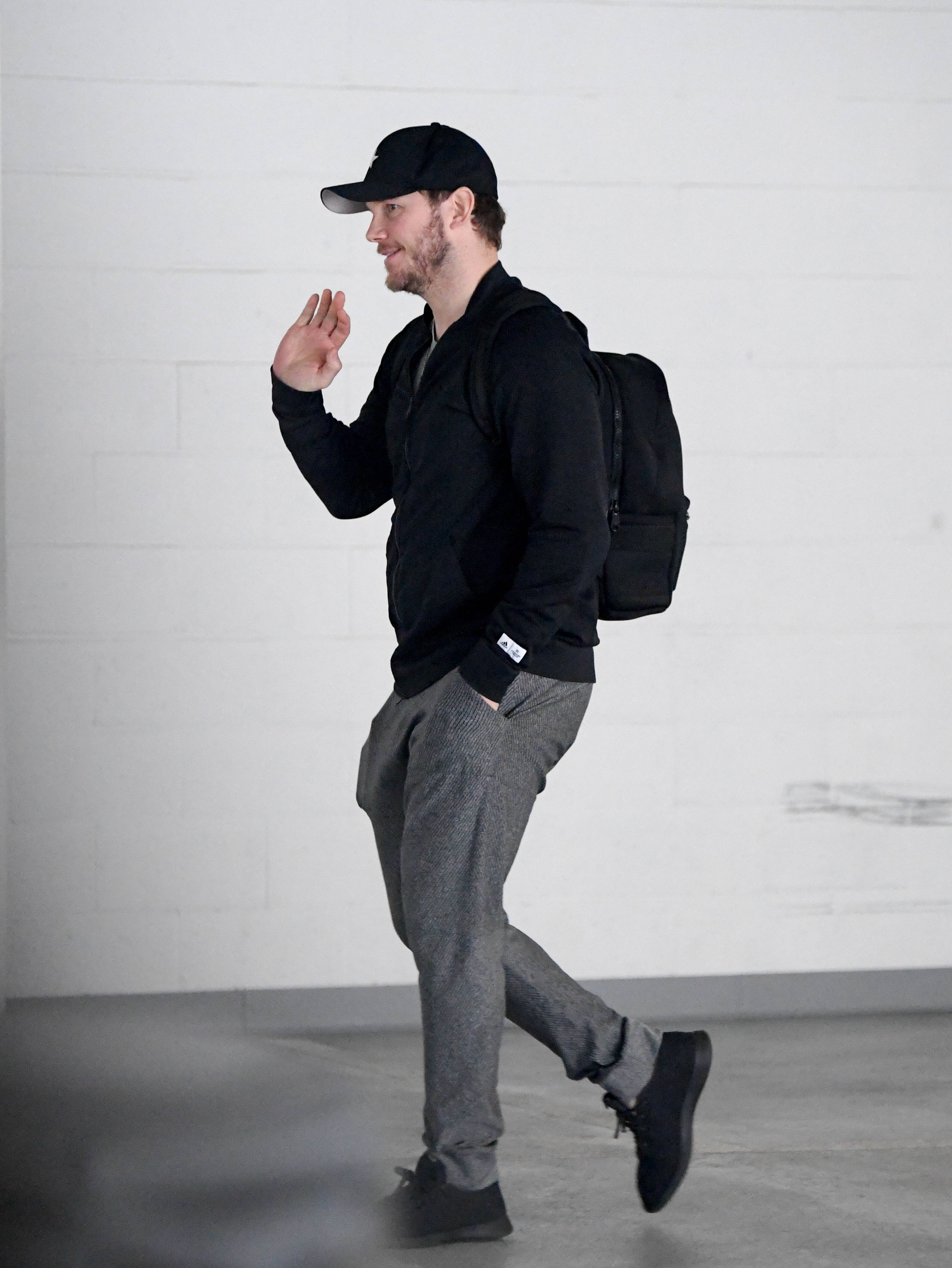 Chris Pratt and Katherine Schwarzenegger run errands together.