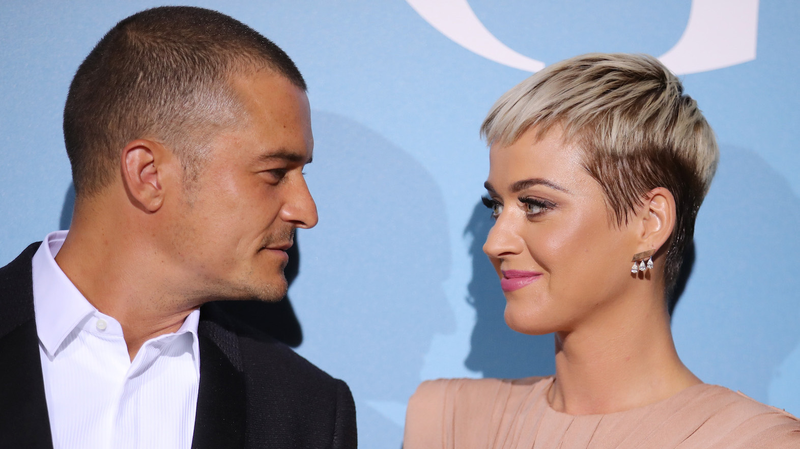 Katy Perry Leaves Thirsty Comments on Orlando Blooms Instagram photo image