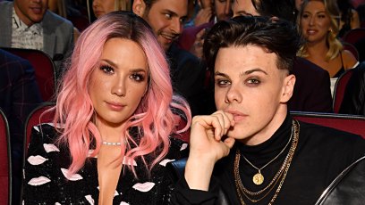 Halsey and Yungblud have a flirty exchange on instagram