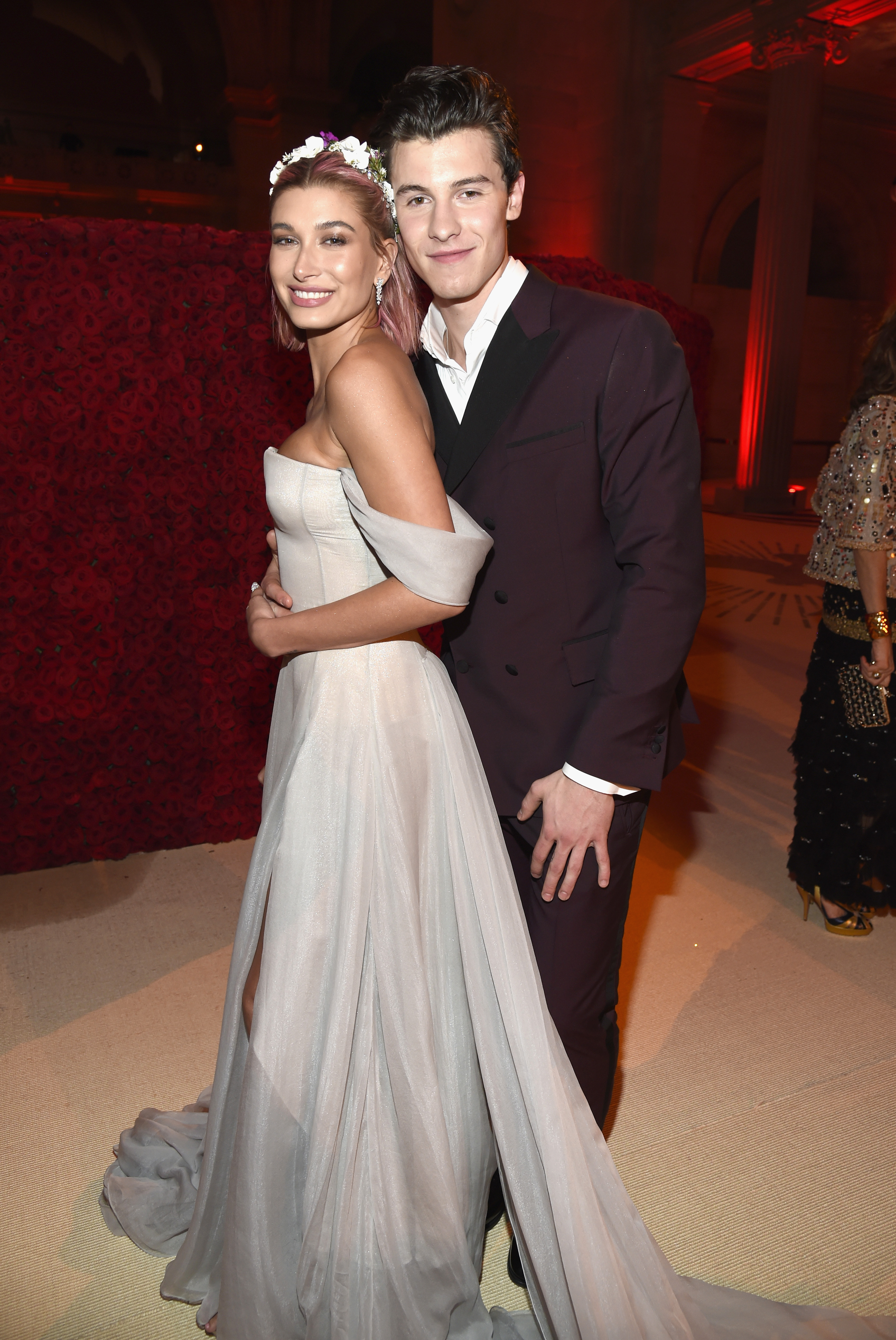 Shawn Mendes Hailey Baldwin Met Gala