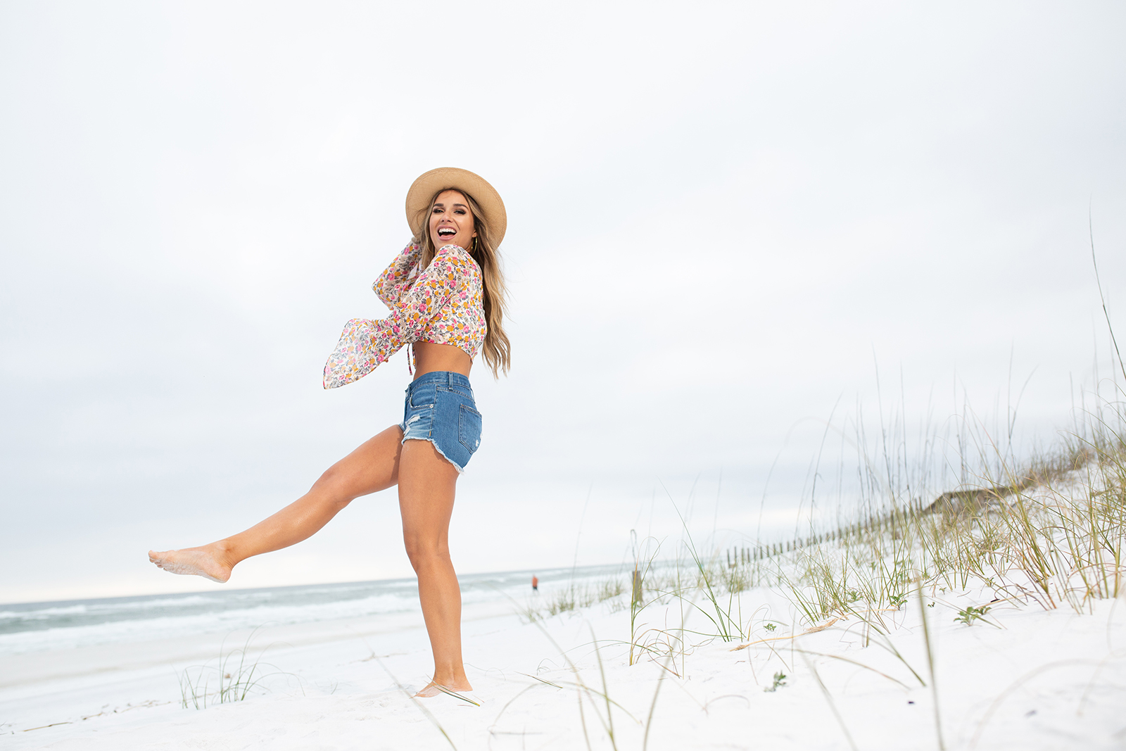 Jessie James Decker Flaunts Toned Figure Since Losing 25 Lbs After Baby No. 3