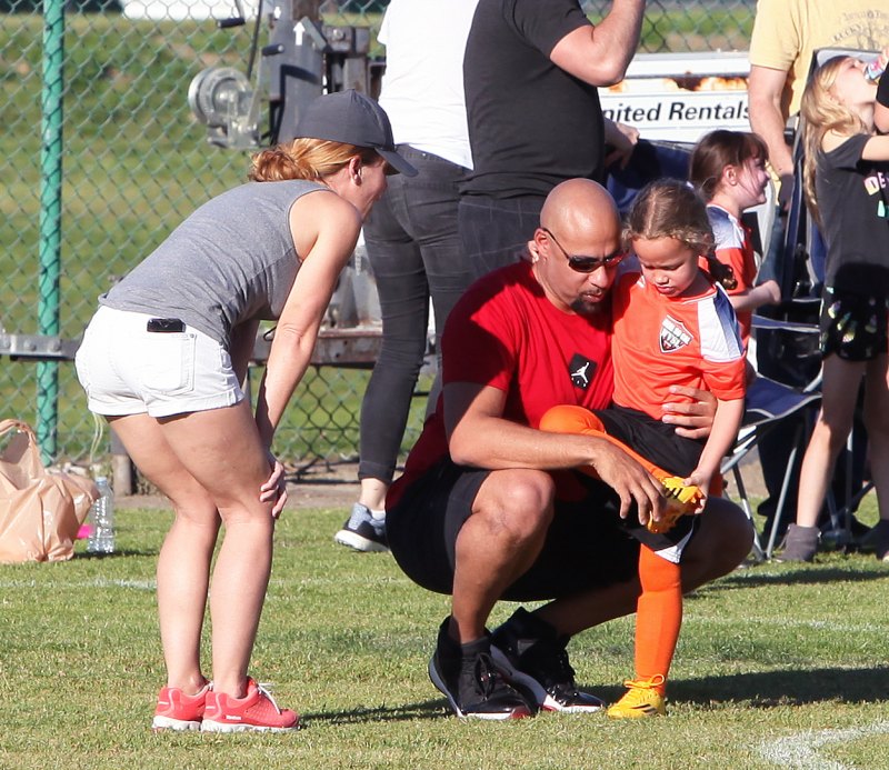 Kendra Wilkinson and Hank Baskett reunite for Alijah first soccer game of the season